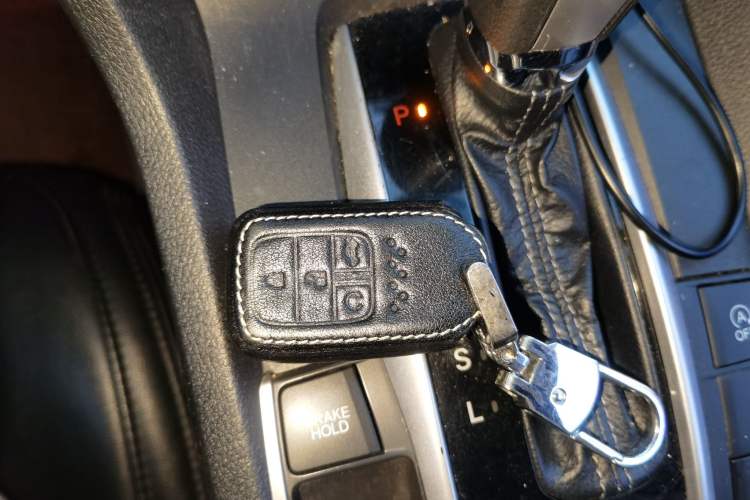 Used Honda Civic 2016 220TURBO CVT Luxury Edition Vehicle Key