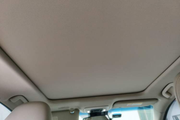 Used Toyota Camry 2018 Dual-Engine 2.5HQ Flagship Edition Headliner