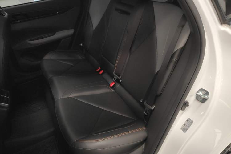 Used Changan UNI-V 2022 1.5T Smart Navigation Version
