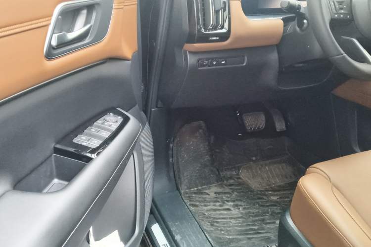 Used Nissan Pathfinder 2024 380 VC-TURBO Four-Wheel Drive Intelligent Driving Version 6 Seats