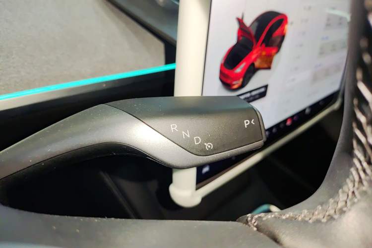 Used Tesla Model Y 2024 Rear-Wheel-Drive Version Gear Lever