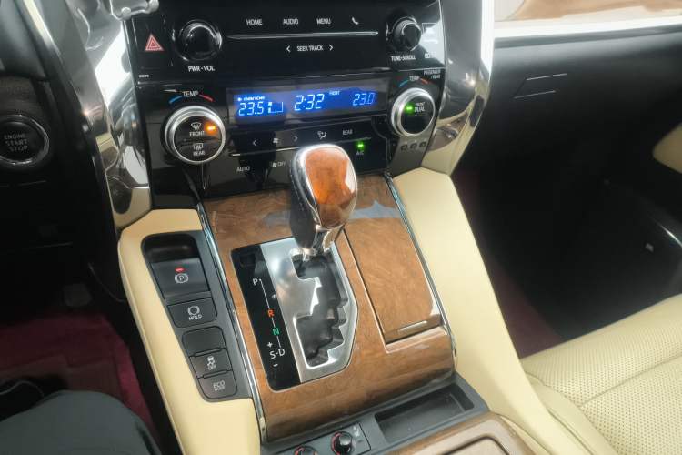 Used Toyota Alphard 2018 3.5L Prestige Edition