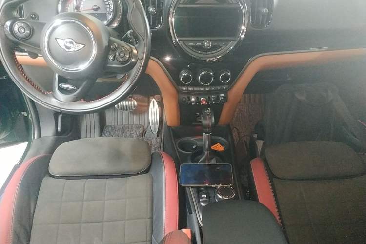 Used MINI JCM COUNTRYMAN 2017 2.0T JOHN COOPER WORKS Traveler
