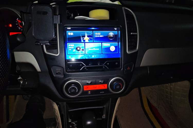 Used Nissan Sylphy 2019 Classic 1.6XE+ CVT SmartConnect Leading Edition Audio And AC Panel