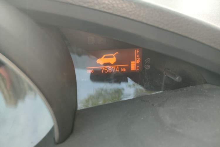 Used Toyota Verso 2015 180E CVT Crossover Edition Odometer Close Up