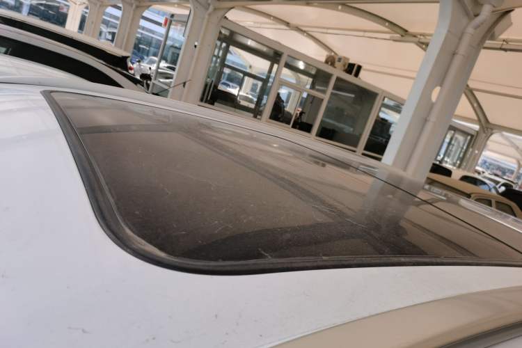 Used BYD Song L DM-i 2024 112 km Leading Edition