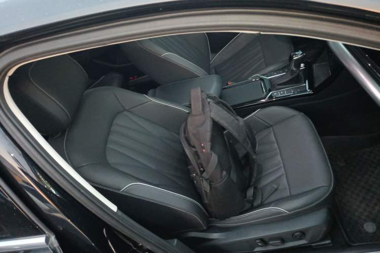 Used Volkswagen Passat 2023 Facelift 330TSI Luxury Edition