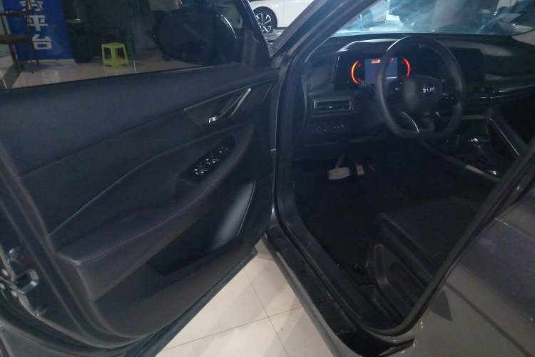 Used Changan CS35PLUS 2021 Blue Whale NE 1.4T DCT Prestige Model
