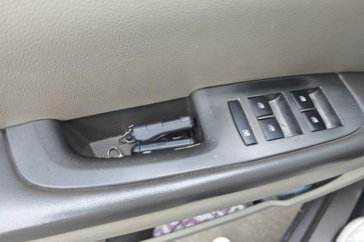 Used Buick GL8 2013 2.4L LT Luxury Business Executive Edition
