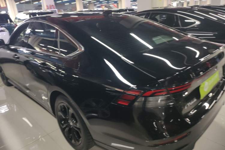 Used Honda Accord 2025 260TURBO Luxury Edition Rear Left 45 Deg