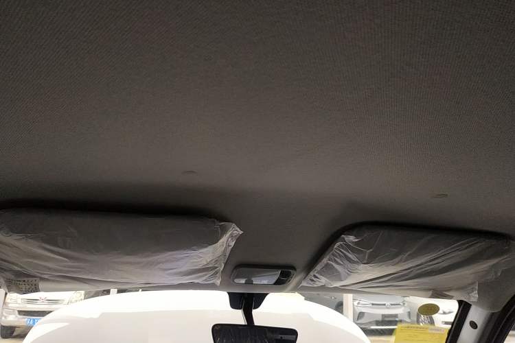 Used Wuling Zhiguang New Energy 2025 Comfort Model