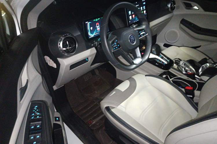 Used BYD Yuan Pro 2021 401 km Deluxe Version Driver Seat