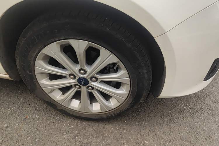 Used Ford Escort 2017 Happiness Edition 1.5L Automatic Fashion Version