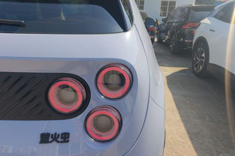 Used firefly 2025 Free Edition
