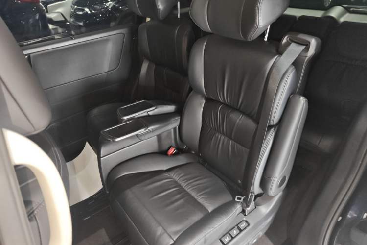 Used Honda Odyssey 2019 2.0L Rui·Zhi Zhen Edition