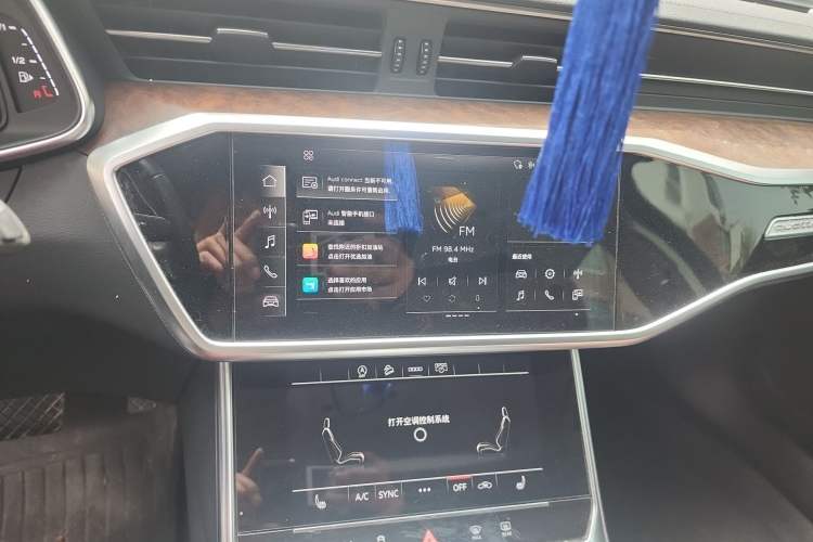 Used Audi A6 2021 allroad quattro Explorer 55 TFSI Prestige Off-Road Model Audio And AC Panel