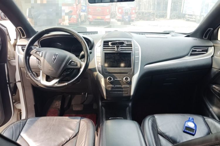 Used Lincoln MKC 2017 2.0T Two-Wheel Drive Deluxe Edition