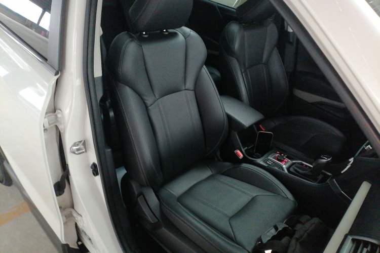 Used Subaru Forester 2022 2.0i AWD Luxury Edition EyeSight Right Front Seat