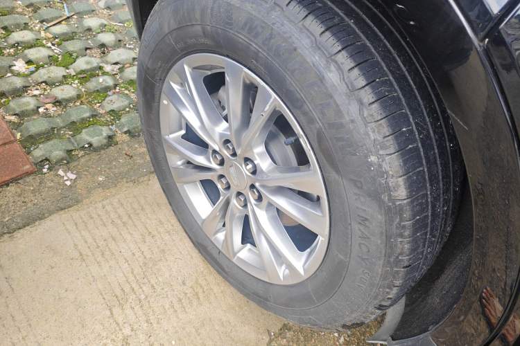 Used Cadillac XT5 2023 2.0T Two-Wheel-Drive Fashion Edition