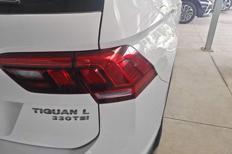 Used Volkswagen Tiguan L 2018 330TSI Automatic Two-Wheel Drive Luxury Edition