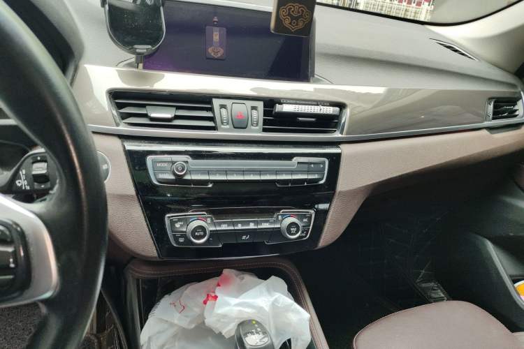 Used BMW X1 2019 xDrive20Li Luxury Model