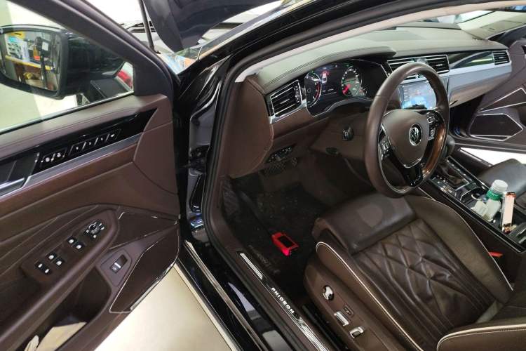 Used Volkswagen Phideon 2021 380TSI Prestige Edition