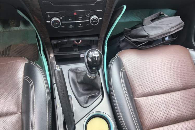 Used HYOSOW S6 2017 1.5T Manual Phantom Joy Model Gear Lever