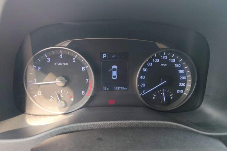 Used Hyundai Elantra (6th Generation / Lingdong) 2016 1.6L Automatic ZhiXuan · Youth Edition Instrument Cluster