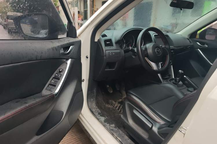 Used Mazda CX-5 2013 2.0L Manual Two-Wheel Drive Comfort Version Driver Seat