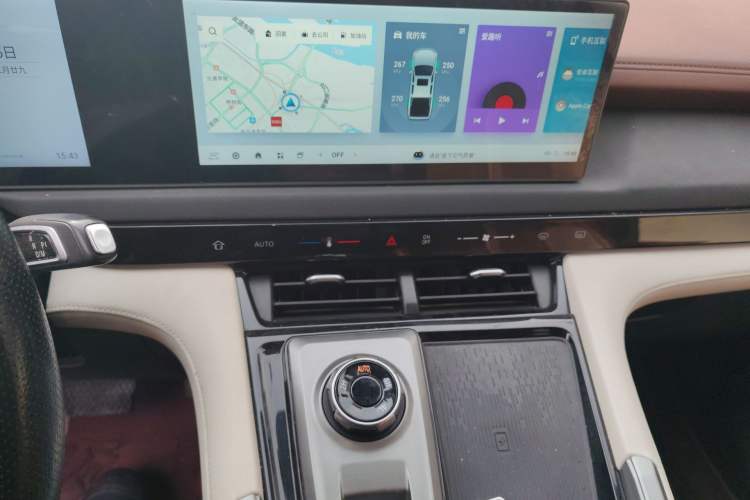 Used SAIC MAXUS Xingji 2023 Starry H 2.0T Automatic Diesel Dual-Turbo All-Wheel-Drive Flagship Model Long Wheelbase