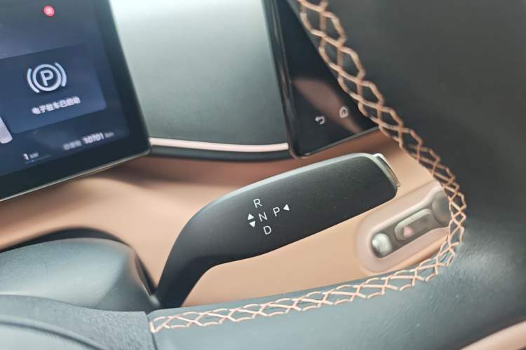 Used BYD Seagull 2025 Smart Drive Version 305 km Freedom Edition Gear Lever