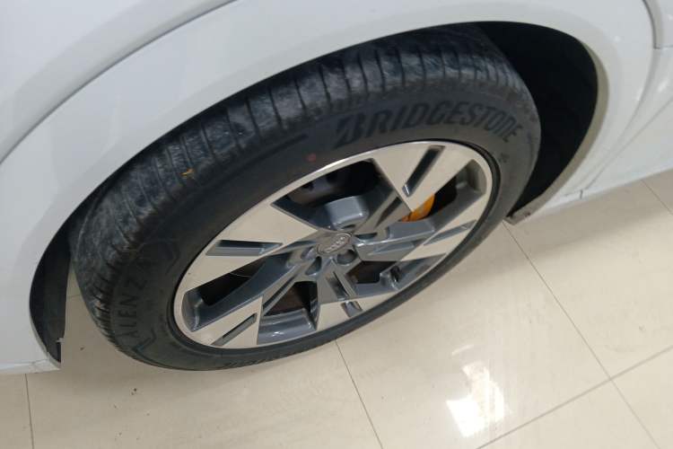 Used Audi e-tron 2019 55 quattro Technology Edition
