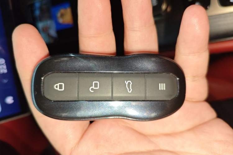 Used Xiaomi Auto SU7 2024 Rear-Drive Ultra-Long Range Advanced Pro-Level Intelligent Driving Version