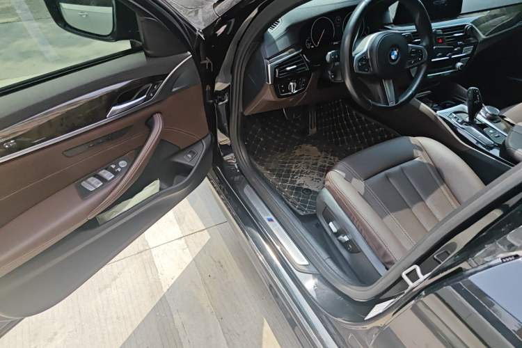 Used BMW 5 Series 2019 525Li M Sport Package
