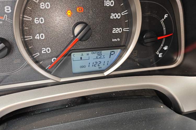 Used Toyota RAV4 2015 2.0L CVT Two-Wheel Drive Urban Edition Odometer Close Up