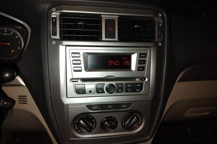 Used Riich G3 2012 1.6L Manual Luxury Model
