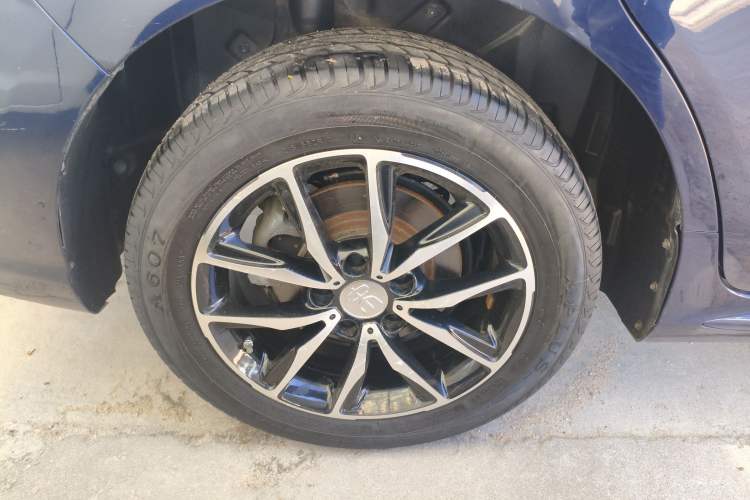 Used BYD Song MAX 2017 1.5T Automatic Smart Connect Elite 7-Seater
