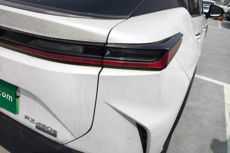 Used Lexus RZ 2023 450e All-Wheel Drive Luxury Edition Right Rear Taillight