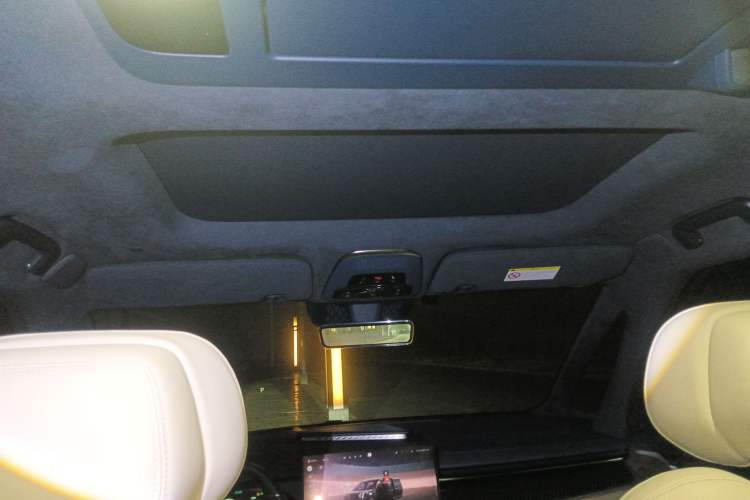 Used Zeekr 009 2024 Six-Seat Executive Version 4WD 108 kWh
