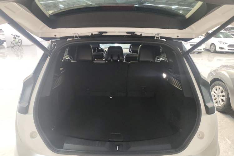 Used Lincoln MKC 2019 2.0T Two-Wheel Drive Luxury Edition China VI Standard
