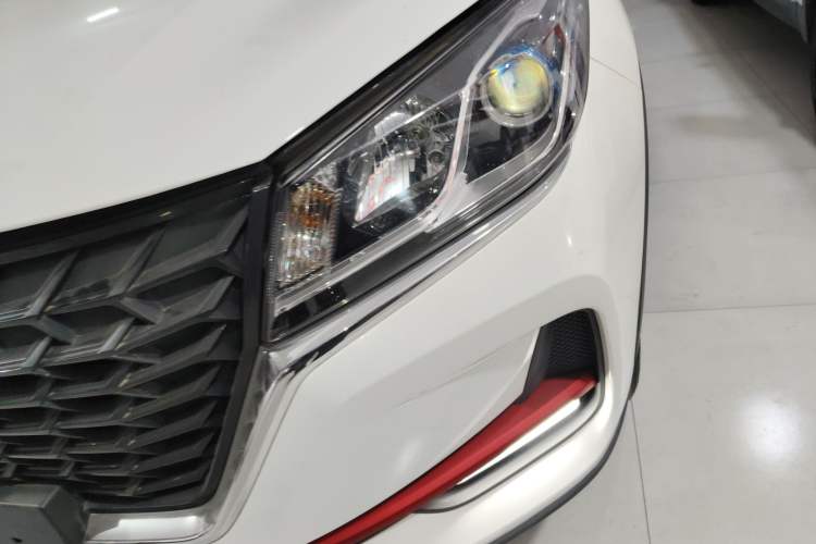 Used Dongfeng Fengon 500 2022 1.5L CVT Luxury Edition Left Front Headlight