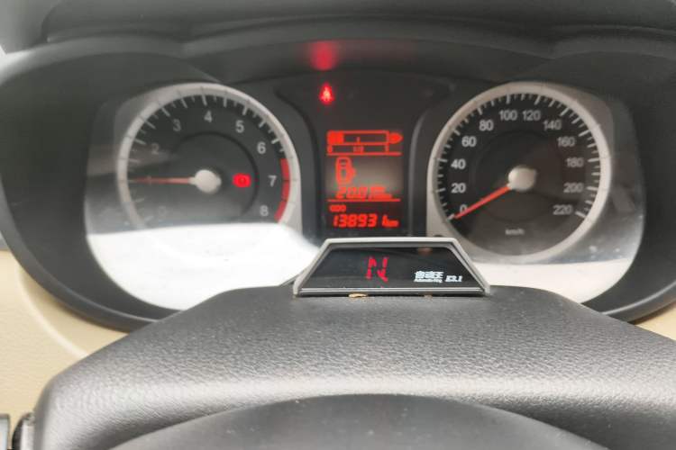 Used Venucia R50 2013 1.6L Manual Fashion Edition