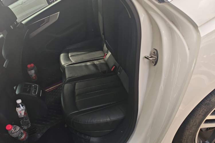 Used Audi A4L 2020 40 TFSI Luxury Dynamic Model