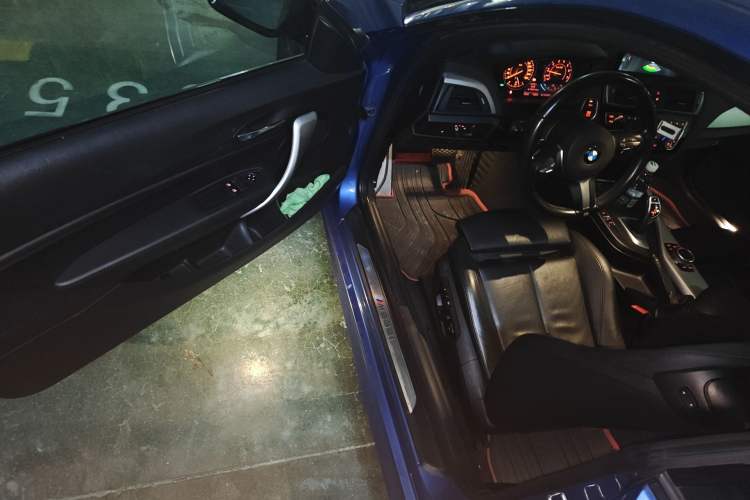 Used BMW 2 Series 2014 M235i Driver Seat