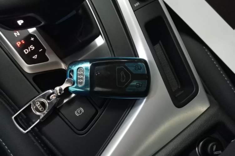 Used Audi A4L 2022 40 TFSI Fashion Dynamic Model
