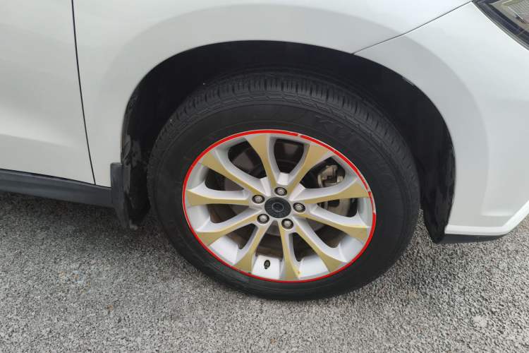 Used Haval H2 2017 Red-Label 1.5T Manual Two-Wheel Drive Luxury Model
