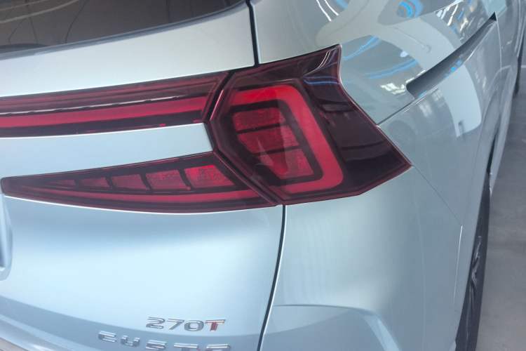 Used Hyundai Custo 2024 270TGDi TOP Smart Luxury Flagship Edition
