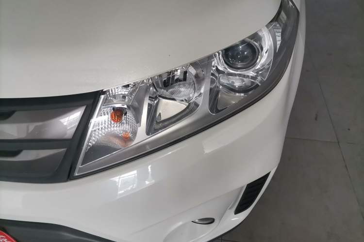 Used Suzuki Vitara 2016 1.6L Manual Two-Wheel Drive Entry-Level Trim