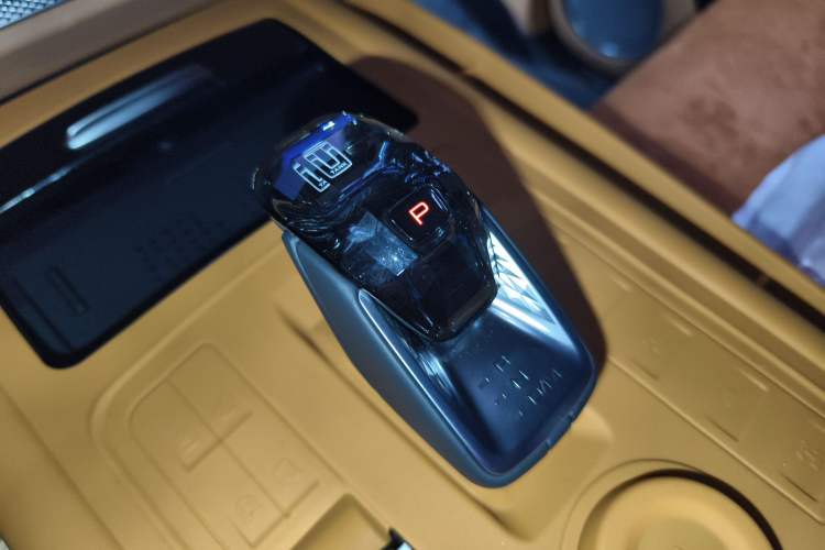 Used Tank 500 New Energy 2024 Hi4-T
