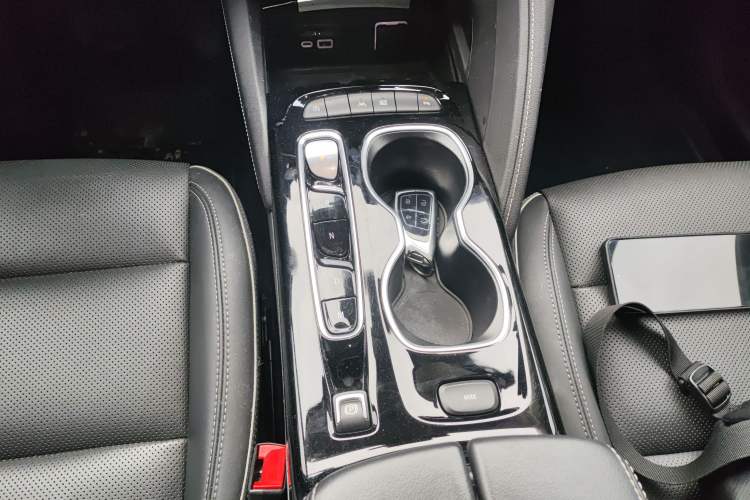 Used Buick Envision 2022 Encore S 652T Two-Wheel-Drive Luxury Model